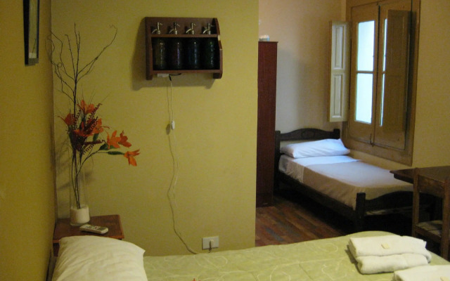 Sabatico Travelers Hostel & Guesthouse