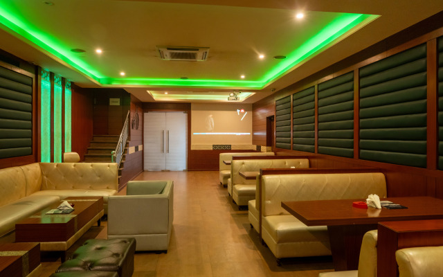 Cosmos Raj Plaza Jaipur