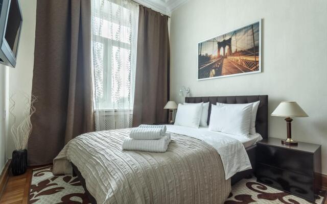 Изба на Кудринской площади