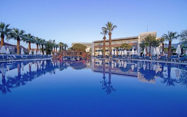 Palm Wings Beach Resort & Spa Kusadasi- All Inclusive