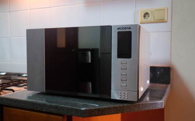 Spacious with Strategic Place @ 2BR Kusuma Chandra Apartment