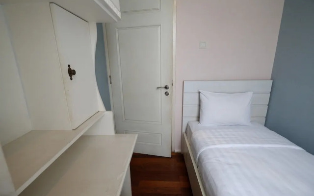 Premium Location 2BR Apartment @ FX Residence