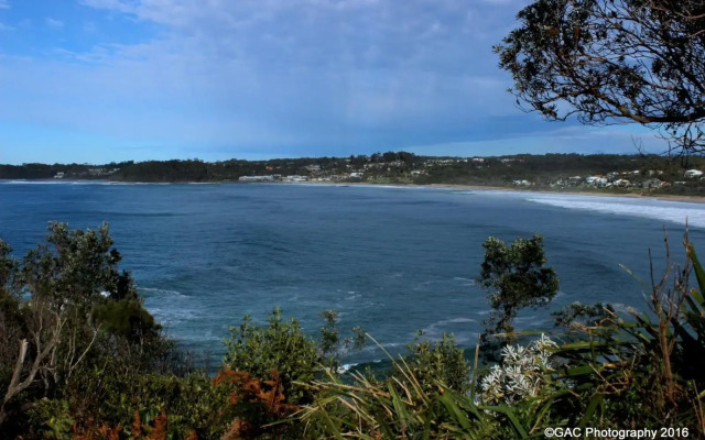 Mollymook Cove Apartments