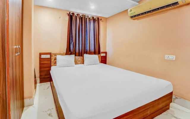 OYO Flagship 80616 Hotel Ark International