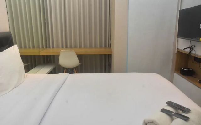 Minimalist Studio At Ciputra World 2 Apartment