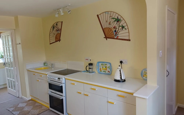 Magpie Cottage
