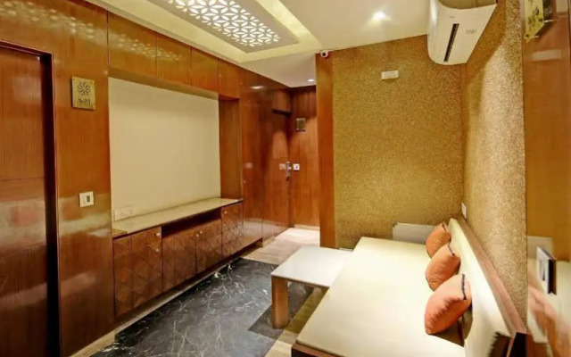 Fabhotel Kyra