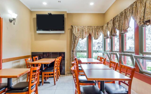 Comfort Inn Monterey Peninsula Airport