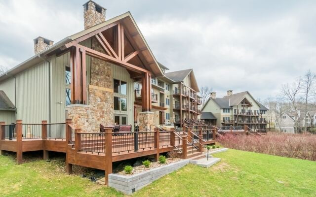 Suites at Silver Tree A124