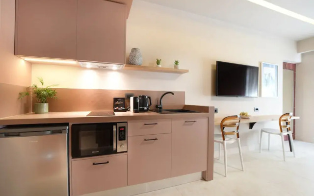 Pavo Art Hotel