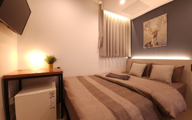 OYO Hostel Myeongdong 3