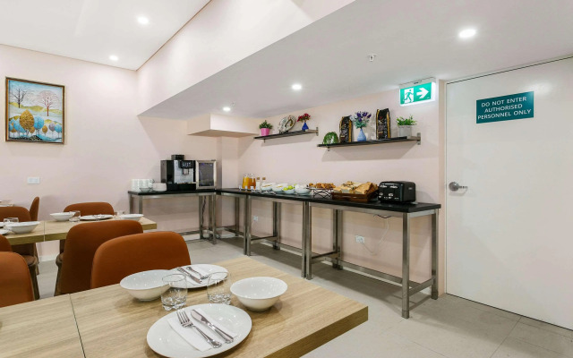 Quality Inn Sunshine Haberfield