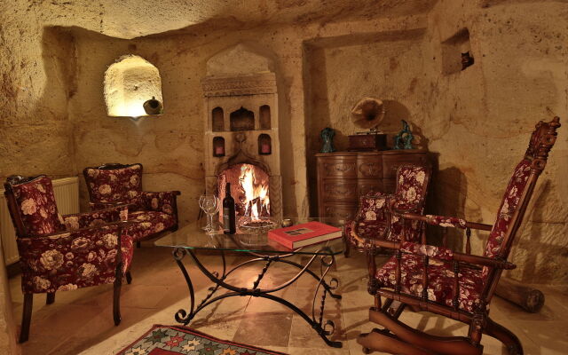 Elif Stone House