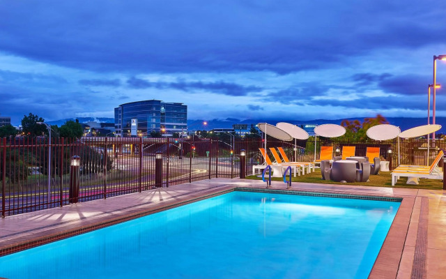 Aloft Santa Clara