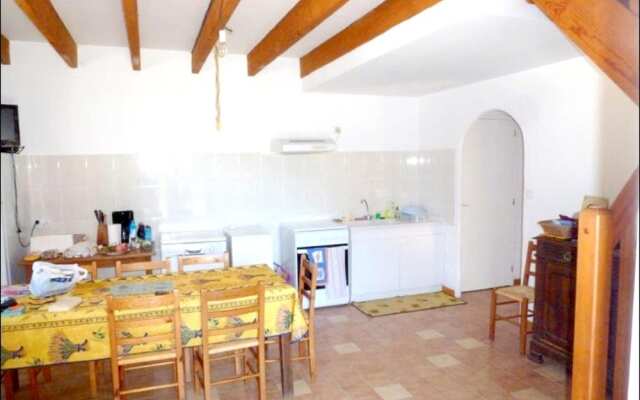 House With 4 Bedrooms in Saint-félix-de-reillac-et-mortemart, With Poo