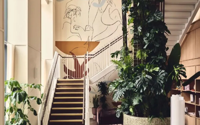 Stunning Two-bedroom Apartment With a Balcony