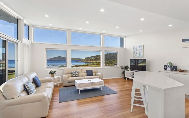 Boulder Bay Rd 1/2 - Fingal Bay