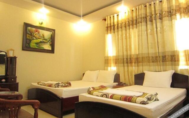 Phuong Hoa Hotel