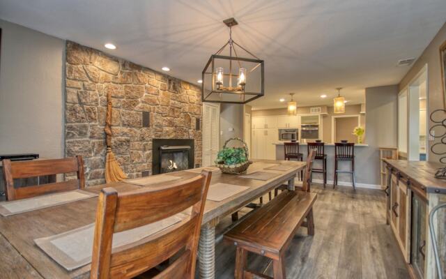 Gatlinburg - Barbara's Song #4125