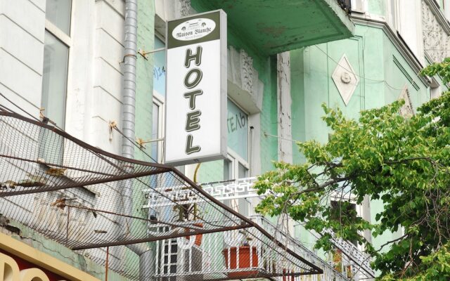 hotelImage