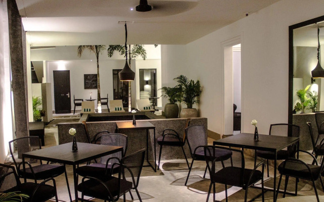 H Hotel Cambodia
