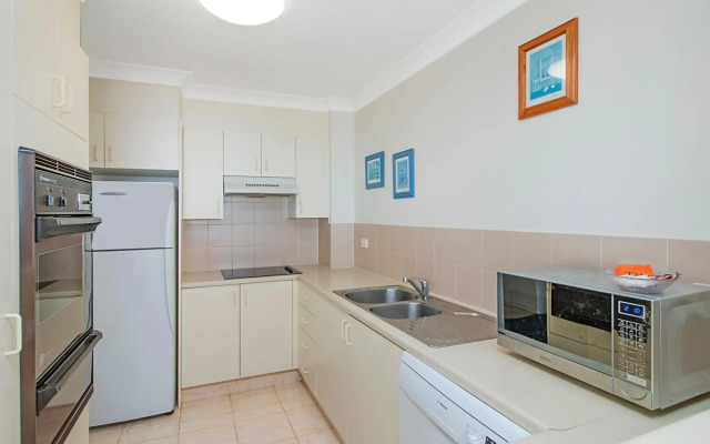 Meridian Tower Apartments