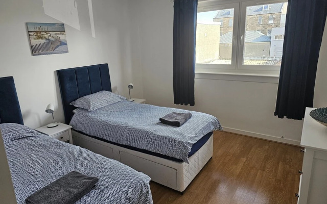 Snug - Colquhoun Square Apartment