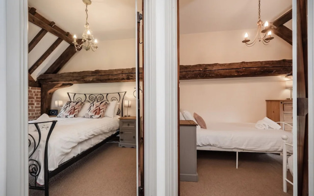 Maple Barn: Lux Rural Retreat Near Norfolk Coast