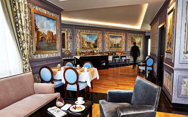 Royal Maxim Palace Kempinski Cairo
