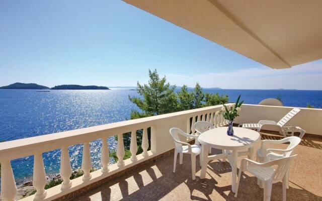 Amazing Home in Prizba With Wifi and 7 Bedrooms