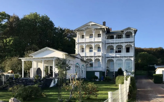 Sea View and Design Comfortable Vacation Home