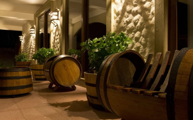 La Perla Hotel