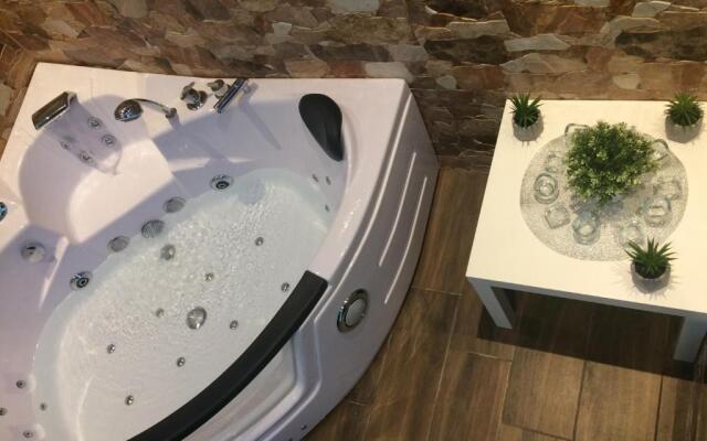 Jacuzzi Lazur Apartment