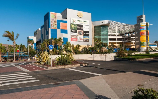 Las Canteras Beach Apartment JR83