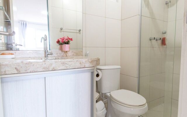 Apple Flat 402 Ponta Negra por Carpediem