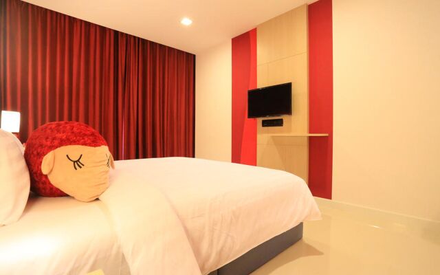 Sleep With Me Hotel design hotel @ patong