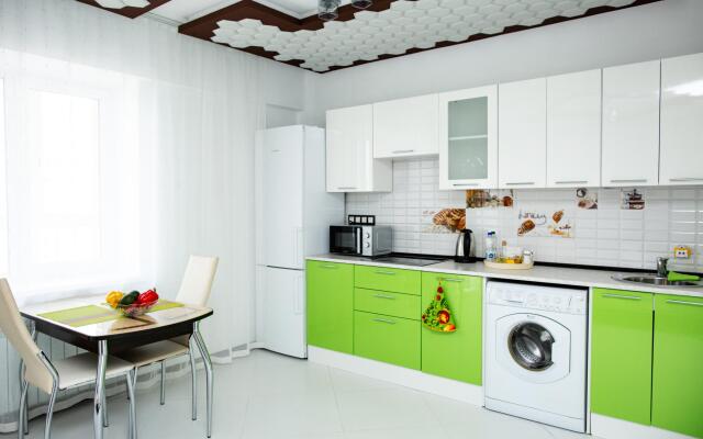 Гости на Строительном