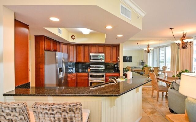 The Crown 3 Bedrooms 3 Bathrooms Condo