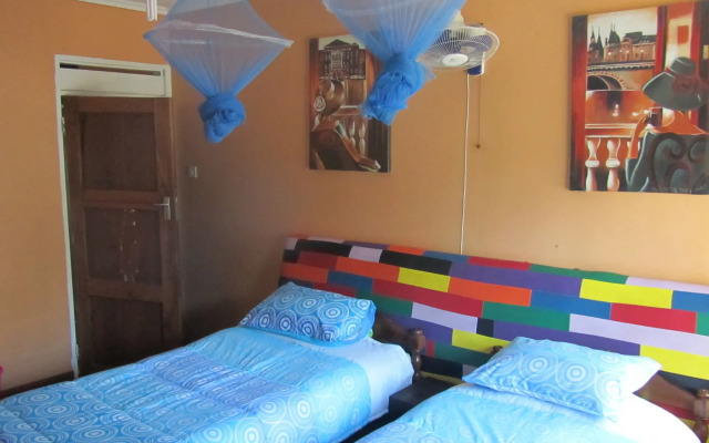 Flintstones Backpackers