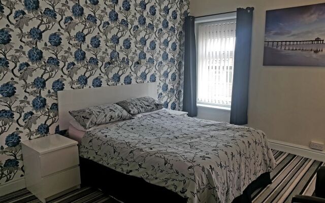 Ascot Hotel