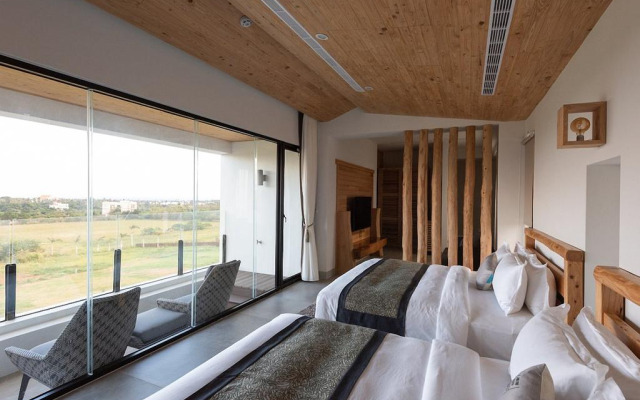 SkyeBay Club