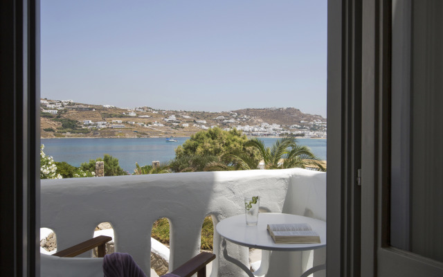 Dreambox Mykonos Suites