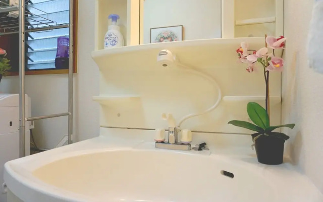 Namba Tsutenkaku Warm Villa WS-1