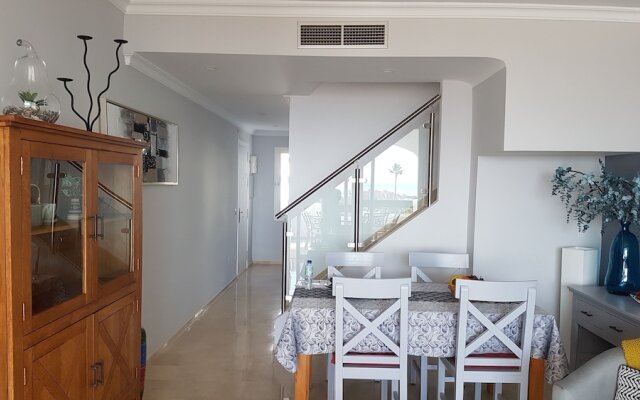 Modern Duquesa 2 Bed,outstanding View of Sea/golf