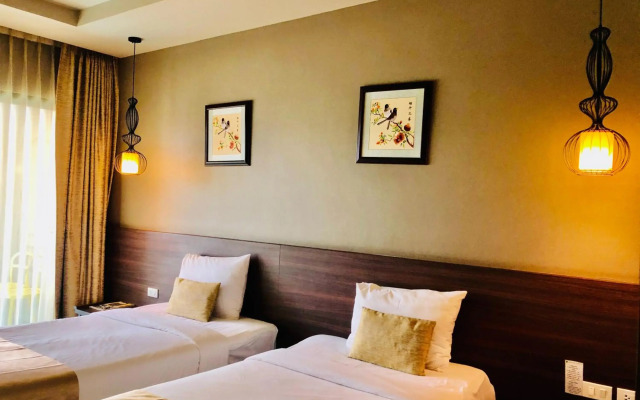 Chiangkhong Teak Garden Riverfront Onsen Hotel