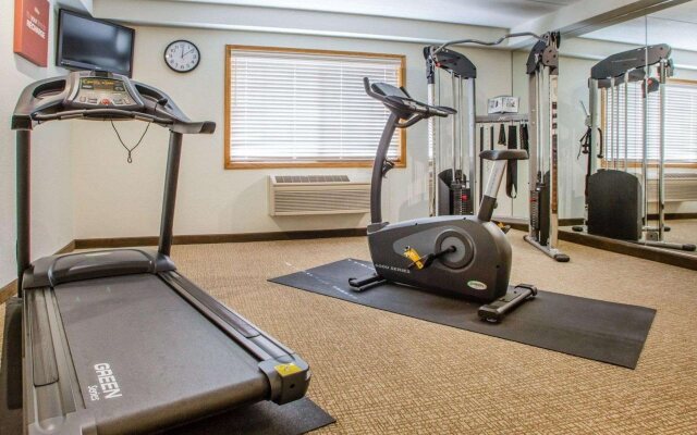 Comfort Inn & Suites Jackson - West Bend