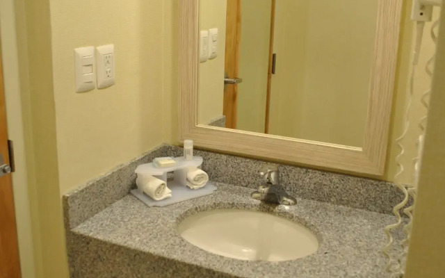 Holiday Inn Express Toluca by IHG