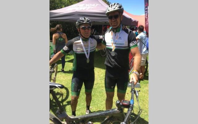 The Paragon Cosmo Sanctuary Sophisticated Mountain & City Views