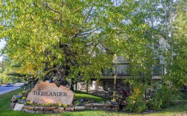 Highlander 324 Townhome with Private Hot Tub