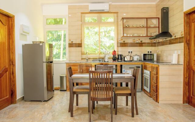 Macmillan's Holiday Villas